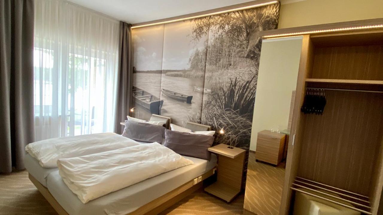 Hotel Am Untersee Bantikow Exterior photo