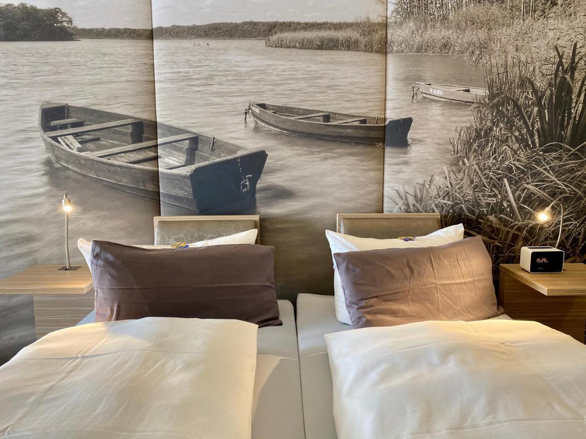Hotel Am Untersee Bantikow Exterior photo