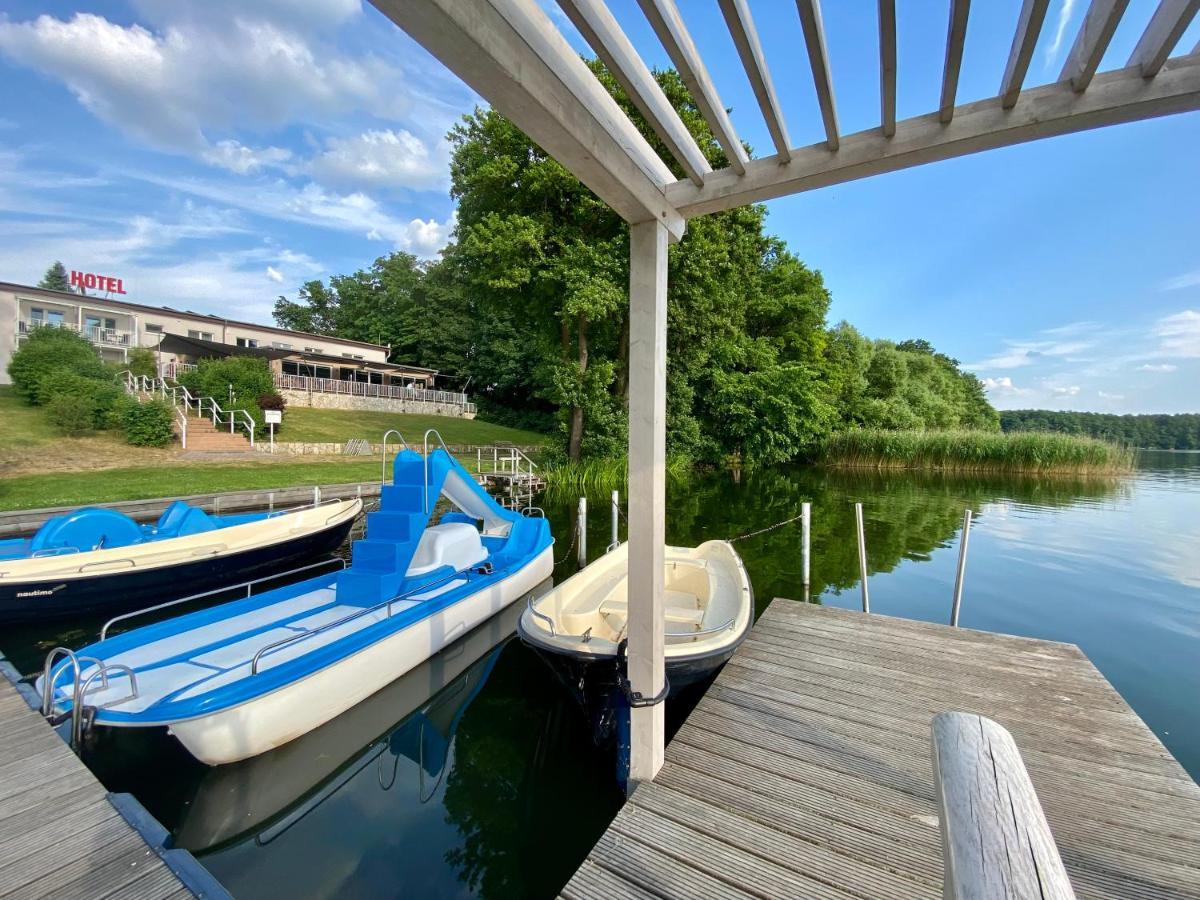 Hotel Am Untersee Bantikow Exterior photo